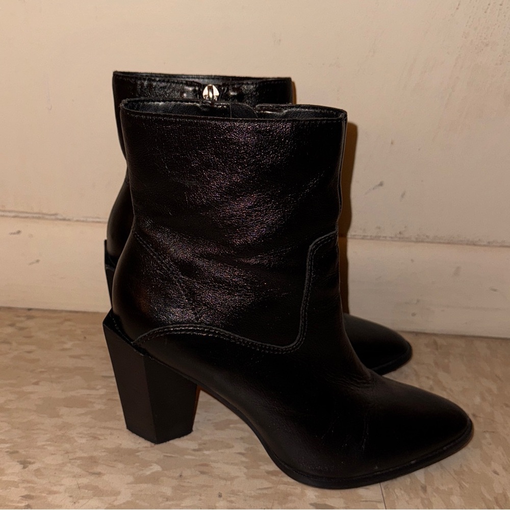 Vince Camuto Ezranda Bootie | Size 7